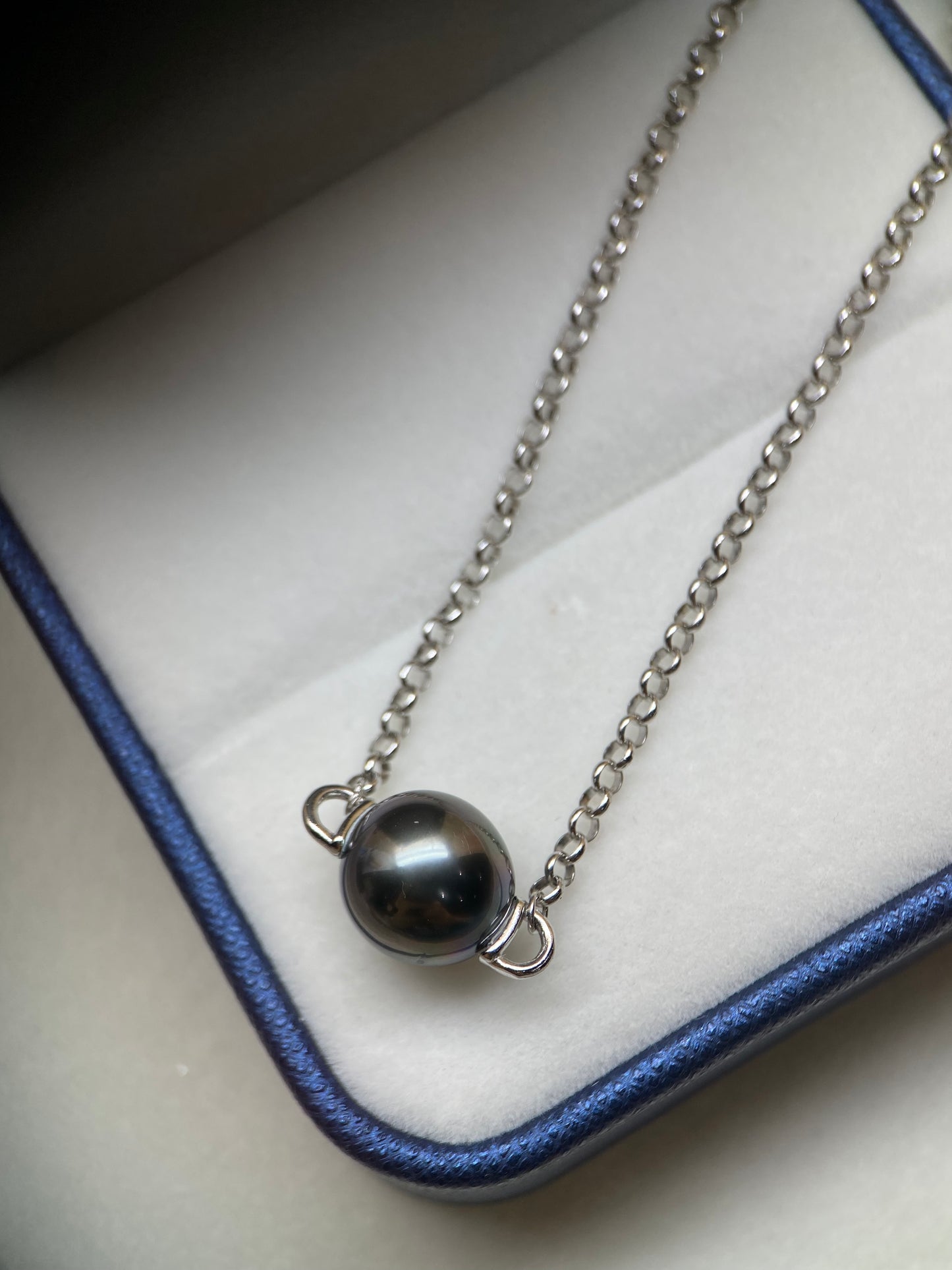 Classic Tahitian Seawater Pearl Chain Necklace 10 mm