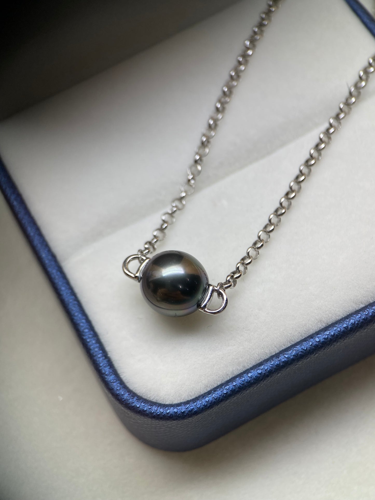 Classic Tahitian Seawater Pearl Chain Necklace 10 mm