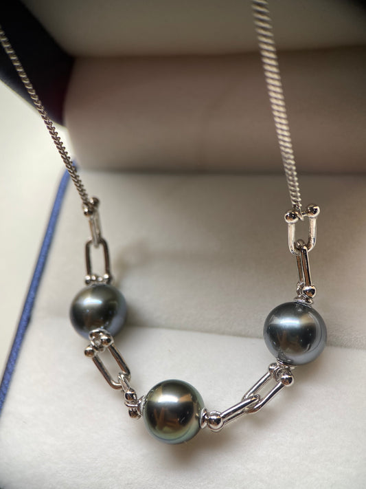 Tahitian Triple Seawater Pearl Pendant Chain Necklace 9-10 mm